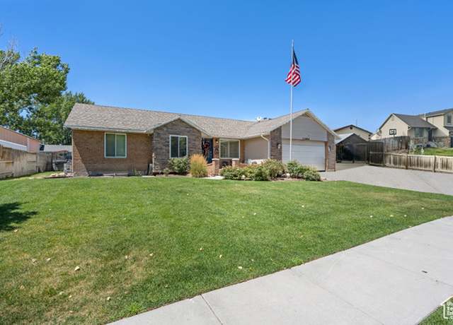 Property at 13684 S 2260 W, Riverton, UT 84065, 6 beds, 4 baths