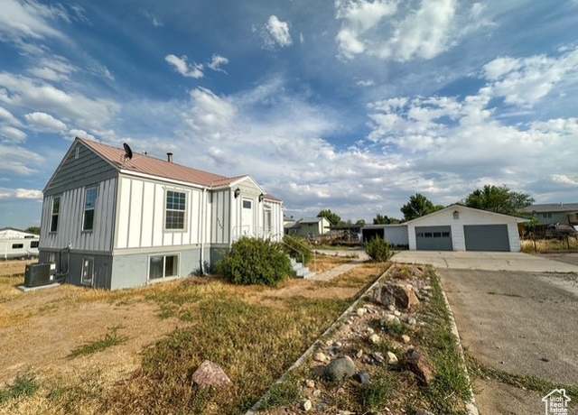 Property at 2245 W 500 S, Vernal, UT 84078, 5 beds, 2 baths
