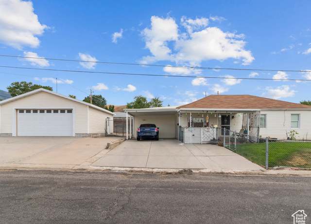 Property at 304 E 200 S, Tooele, UT 84074, 4 beds, 2 baths