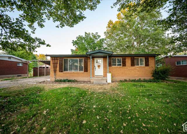 Property at 290 N Colonial Ave E, Layton, UT 84041, 4 beds, 2.5 baths