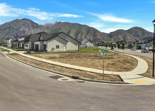Property at 121 N Santa Fe Dr W #105, Mapleton, UT 84664