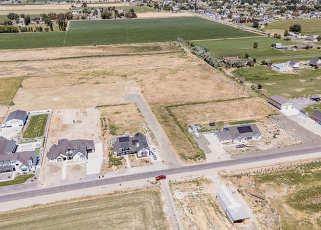 Property at 5752 W 2425 N, Hooper, UT 84315