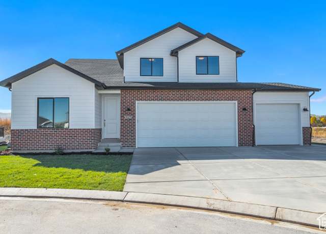 Property at 7877 Walnut Dr #303, Eagle Mountain, UT 84005, 7 beds, 4 baths