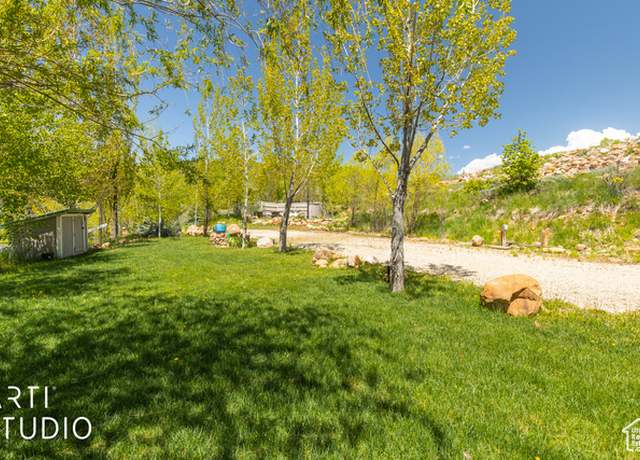 Property at 2736 N Evergreen Park Dr #300, Huntsville, UT 84317