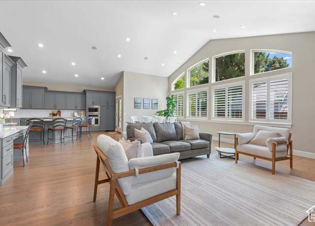 Property at 4647 S Chapel Dr E, Holladay, UT 84117, 4 beds, 3 baths