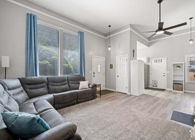 Property at 5747 S 2900 W, Roy, UT 84067, 3 beds, 2 baths