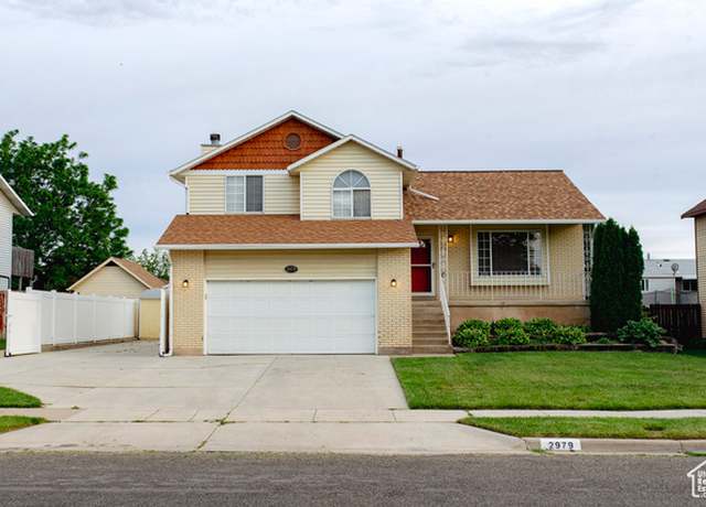 Property at 2979 W 4275 S, Roy, UT 84067, 5 beds, 3 baths