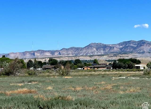 Property at 950 E 3000 S #1, Price, UT 84501