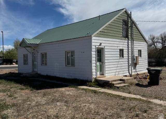 Property at 292 N 200 W, Roosevelt, UT 84066, 2 beds, 1 bath