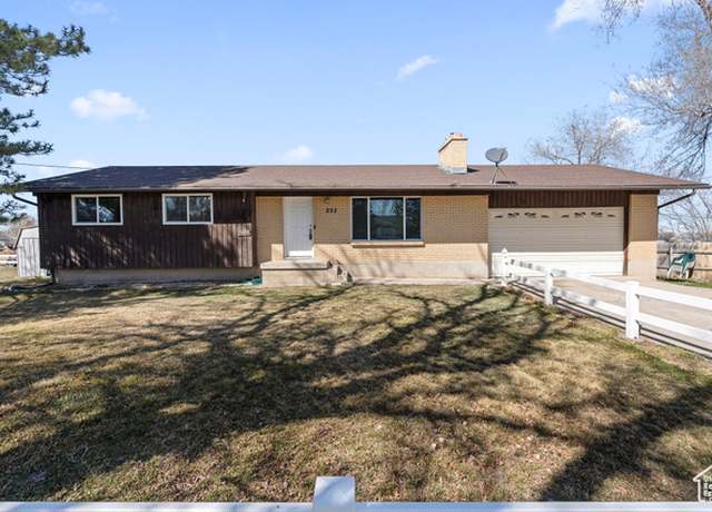 Property at 252 W Durfee St, Grantsville, UT 84029, 4 beds, 2 baths