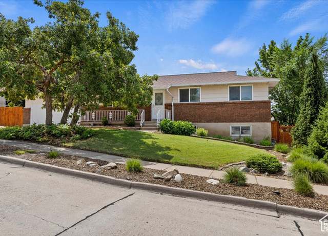 Property at 304 E 1200 N, Centerville, UT 84014, 5 beds, 3 baths