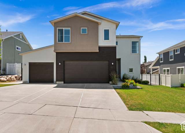 Property at 1578 E Maple Way, Layton, UT 84040, 3 beds, 3.5 baths