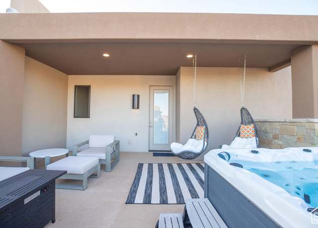 Property at 2306 N Park Dr #43, Washington, UT 84780, 5 beds, 5.5 baths