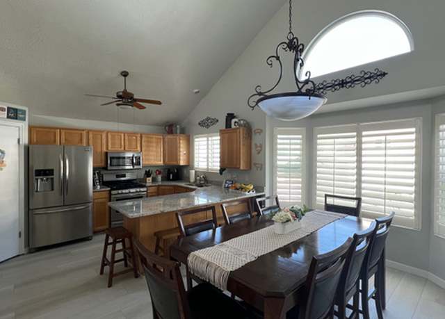 Property at 5026 S 1150 E, South Ogden, UT 84403, 5 beds, 3.5 baths