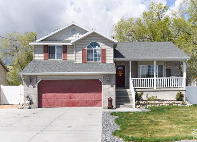 Property at 26 Orchard Ln S, Grantsville, UT 84029, 5 beds, 3 baths