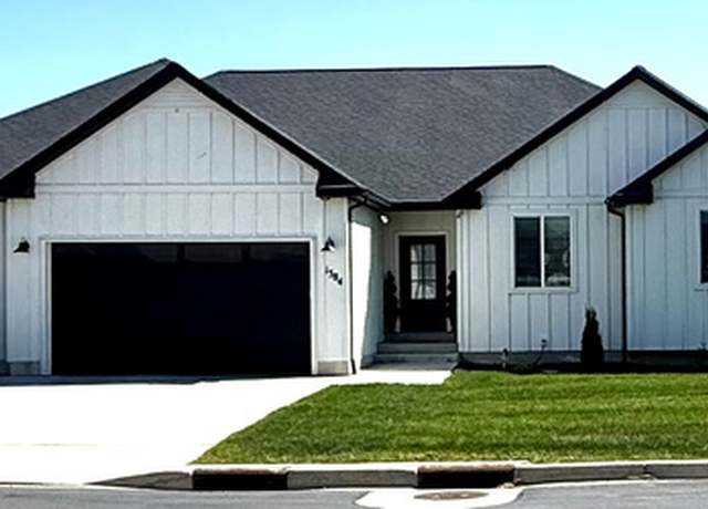 Property at 1384 E Abigail Ln, Eagle Mountain, UT 84005, 5 beds, 3 baths