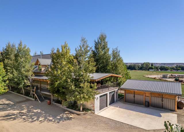 Property at 2050 W 2130 N, Helper, UT 84526, 5 beds, 3 baths