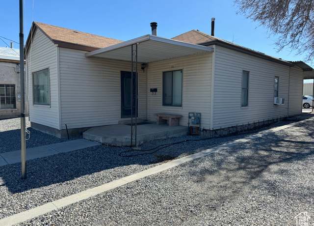 Property at 55 W Main St, Grantsville, UT 84029, 3 beds, 2 baths