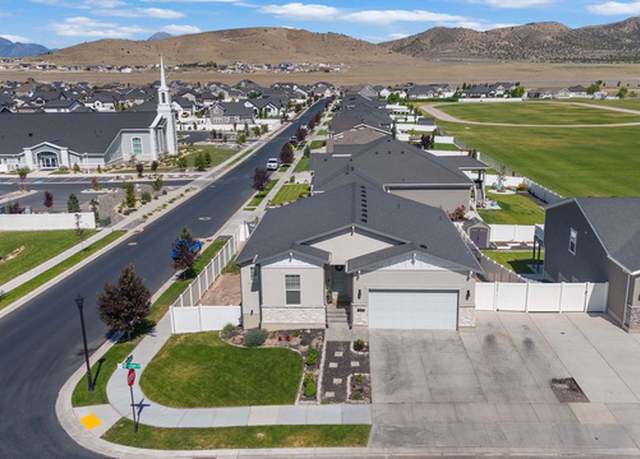 Property at 6228 N Boulter Peak Ln, Eagle Mountain, UT 84005, 6 beds, 3 baths