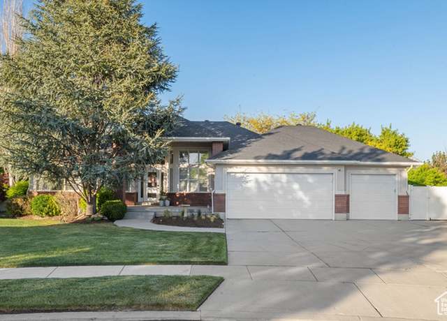 Property at 10025 Silver Streak Dr, South Jordan, UT 84095, 4 beds, 3.5 baths