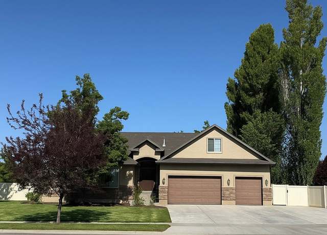 Property at 2832 S 1200 W, Syracuse, UT 84075, 6 beds, 4.5 baths
