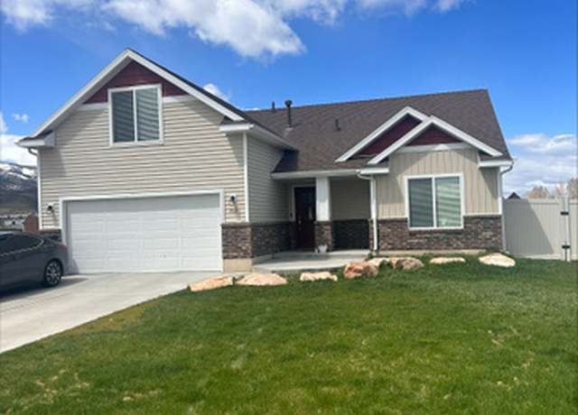 Property at 515 S Stump Hollow Rd, Garden City, UT 84028, 3 beds, 2 baths