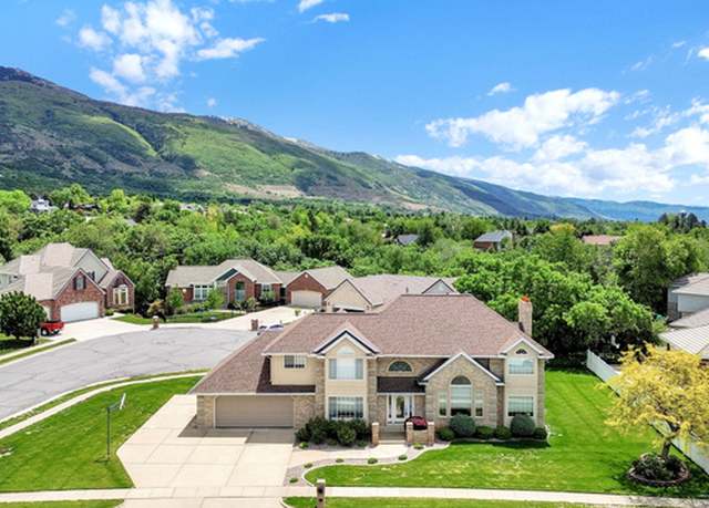 Property at 2382 Summerwood Dr, Layton, UT 84040, 5 beds, 3.5 baths