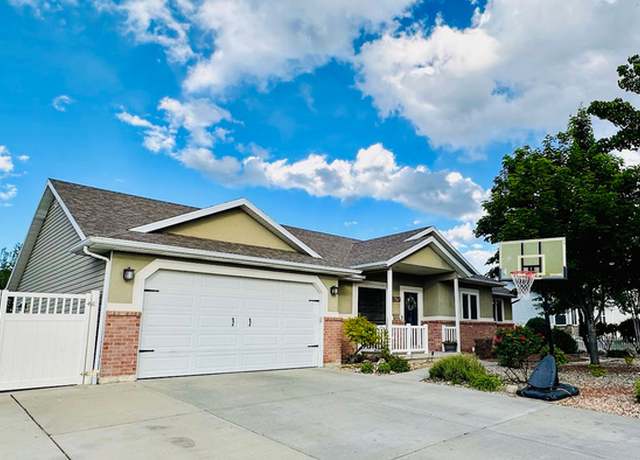 Property at 8675 S Pebblecreek Rd, West Jordan, UT 84081, 5 beds, 3 baths
