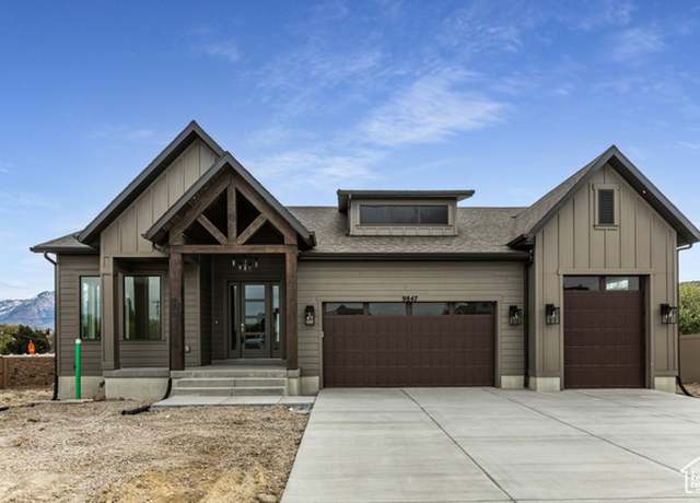 Property at 9847 S Castello Ct #5, South Jordan, UT 84095, 4 beds, 3.5 baths