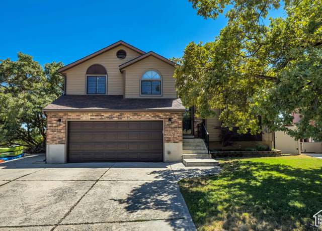Property at 2140 E 3000 N, Layton, UT 84040, 5 beds, 3 baths