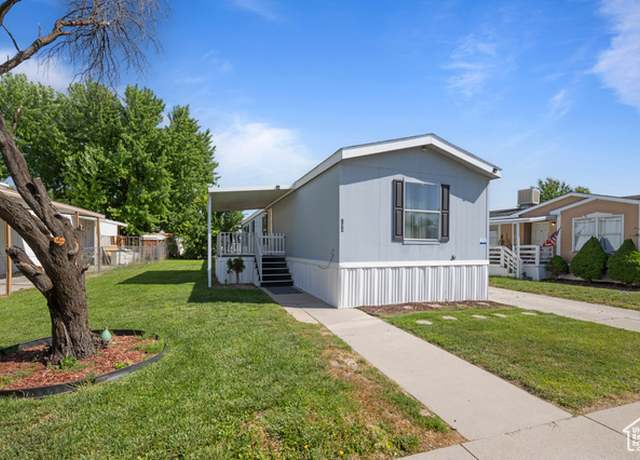 Property at 194 E Crescent Pkwy #178, Sandy, UT 84070, 3 beds, 2 baths