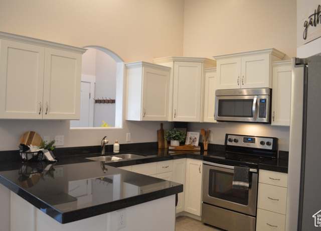 Property at 1921 N Crest Rd, Saratoga Springs, UT 84045, 3 beds, 2 baths