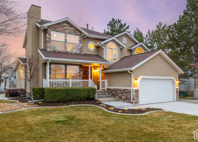 Property at 4721 W Country Club Dr, Highland, UT 84003, 5 beds, 3.5 baths