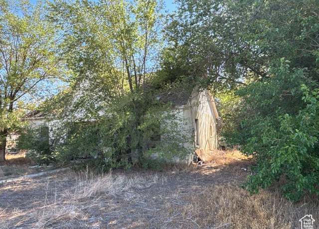 Property at 65 S 200 E, Castle Dale, UT 84513, 3 beds, 1.5 baths