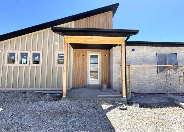 Property at 3042 S Chukar Dr, Garden City, UT 84028, 6 beds, 4 baths