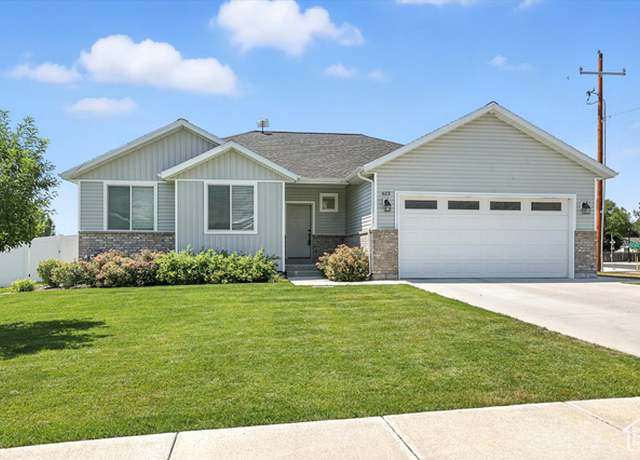 Property at 613 S 280 E, Smithfield, UT 84335, 5 beds, 4 baths