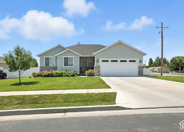 Property at 613 S 280 E, Smithfield, UT 84335, 5 beds, 4 baths
