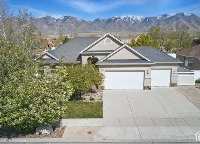 Property at 5672 Ketch Ln, Stansbury Park, UT 84074, 3 beds, 2.5 baths