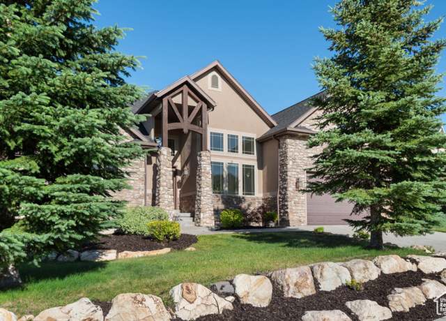 Property at 15337 S Eagle Crest Dr E, Draper, UT 84020, 6 beds, 3.5 baths