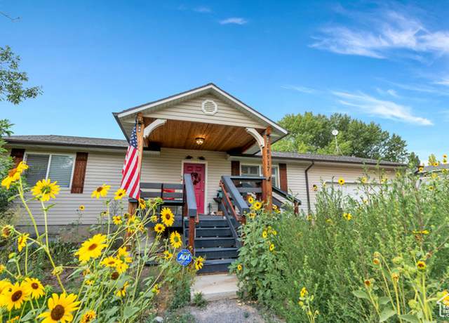 Property at 18517 Carter Cir, Eagle Mountain, UT 84013, 5 beds, 2 baths