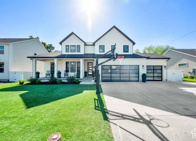 Property at 127 N 100 W, Kaysville, UT 84037, 7 beds, 4.5 baths