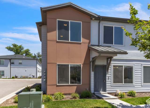 Property at 797 S Cowans Ct, Clearfield, UT 84015, 3 beds, 2.5 baths