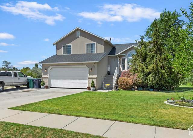 Property at 112 E 1475 N, Harrisville, UT 84404, 4 beds, 2 baths