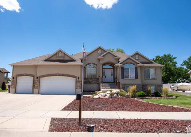 Property at 4879 S 5050 W, Hooper, UT 84315, 4 beds, 3 baths