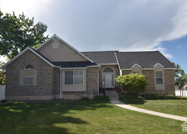 Property at 183 E Ama Fille Ln N, Elk Ridge, UT 84651, 5 beds, 3 baths