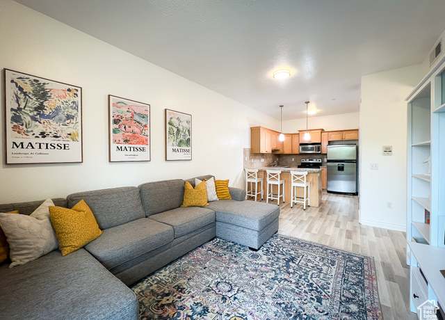 Property at 1174 E 3300 S #314, Salt Lake City, UT 84106, 2 beds, 2 baths