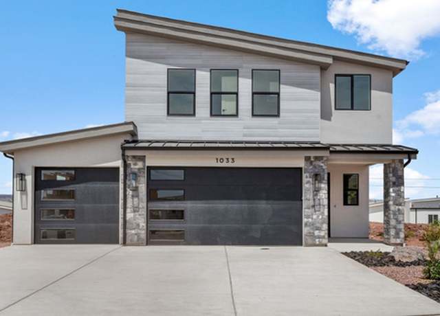 Property at 1033 E Coyote Dr, Washington, UT 84780, 4 beds, 3 baths