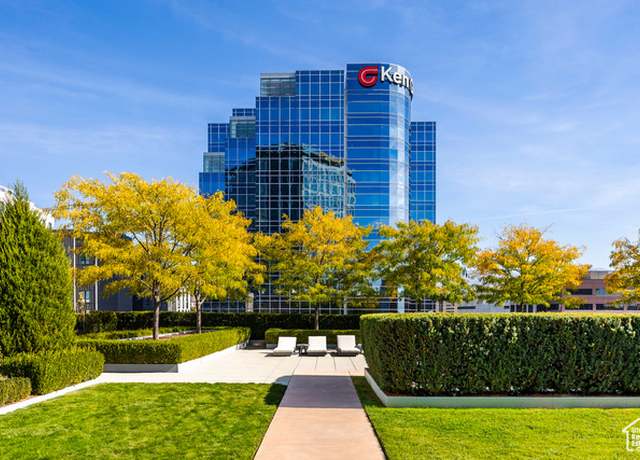 Property at 268 S State St E #417, Salt Lake City, UT 84111, 2 beds, 2.5 baths