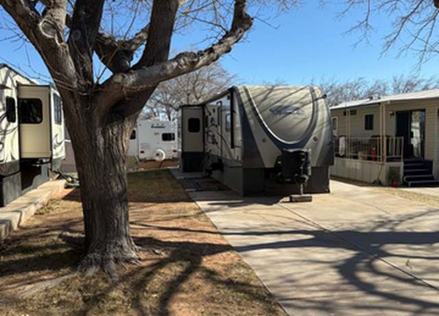 Property at 1150 W Red Hills Pkwy #37, Washington, UT 84780