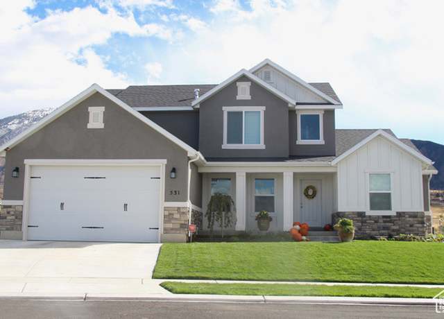 Property at 324 S 2800 E #204, Spanish Fork, UT 84660, 4 beds, 2.5 baths
